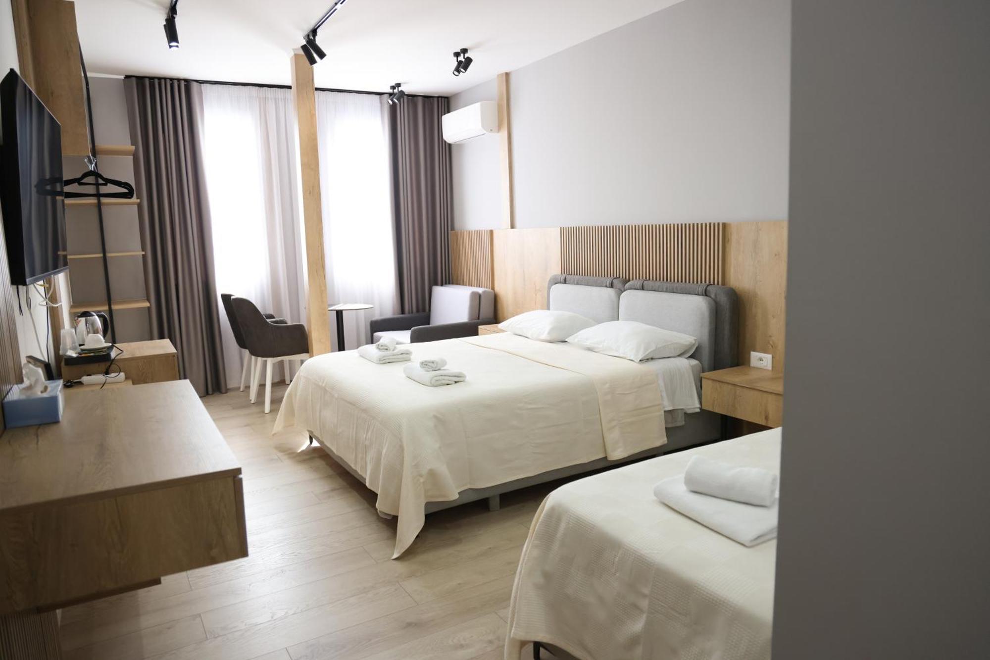 Sol Hotel Shkodra Exterior foto
